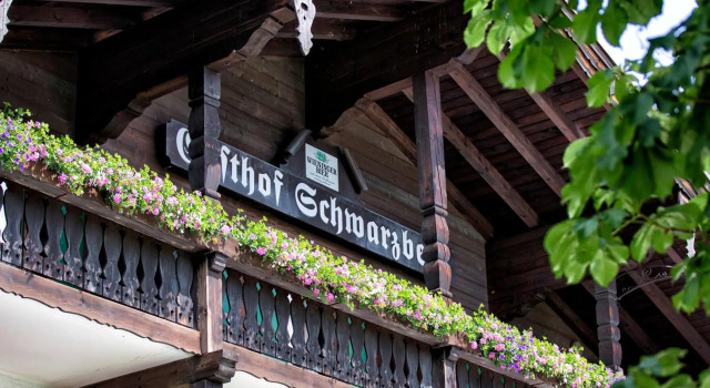Landgasthof Schwarzberg, Забронировать Отель Инцелль Chiemgau, рядом с Бассейн Badepark Inzell