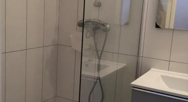 Bel appartement F1 cabine 30m² face mer parking, Rezervasyon Daire Hérault Apartlar, Daire