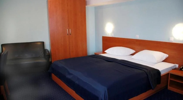 Hotel Europa, Забронировать Отель Отели Карловацкая жупания 4 звезды, 4*