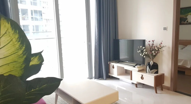 Апартаменты Comfort c 1 комнатой с балконом и с красивым видом из окна Vinhomes Binh Thanh Official Luxury Apartment