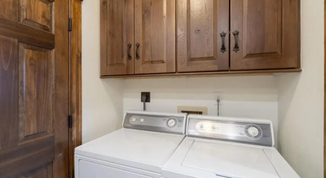 Bachman Village 9 by AvantStay Character Home Close To Town To The Slopes Permit3685, Забронировать Отель Теллурайд Telluride Ski, рядом с Тропа Jud Wiebe