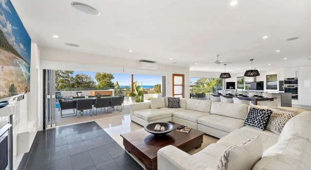 Ultimate Beach House, Забронировать Отель Муни-Бич Coffs Coast