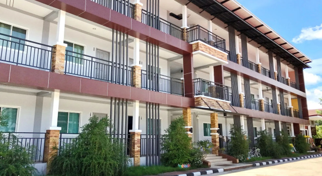 Baan Phra Chan, Rezervasyon Otel Sakon Nakhon Tayland