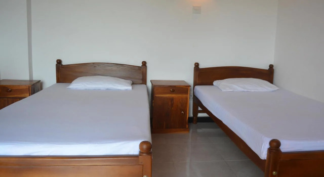 Shining Line, จอง โรงแรม Habaraduwa Galle District