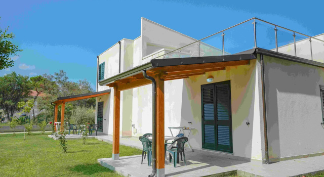 Residence Emmesse, Book Hotel Zambrone Calabrien