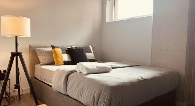 Captivating 2-bed Skyview Apartment in Leeds, Забронировать Апартаменты/квартира Лидс Западный Йоркшир, рядом с Улица Бриггейт