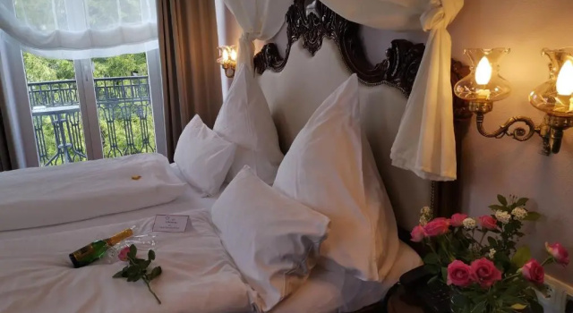 Двухместный номер Standard Hotel Weisses Haus