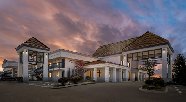 Best Western Vista Inn At The Airport
