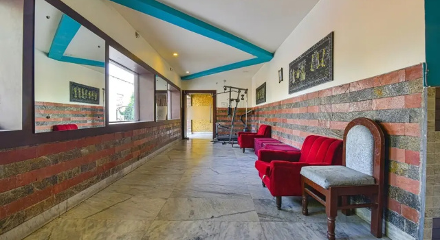 Fabhotel Prime Surpin Palace