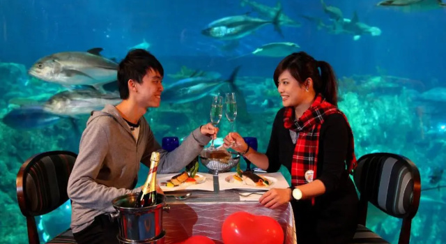 Семейный номер Standard Paris Guest House, 10F FLAT D8 BLOCK D E RECEPTION 24 HOUR TSIM SHA TSUI KOWLOON