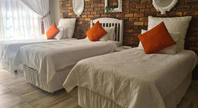 Suite Thabong Guesthouse