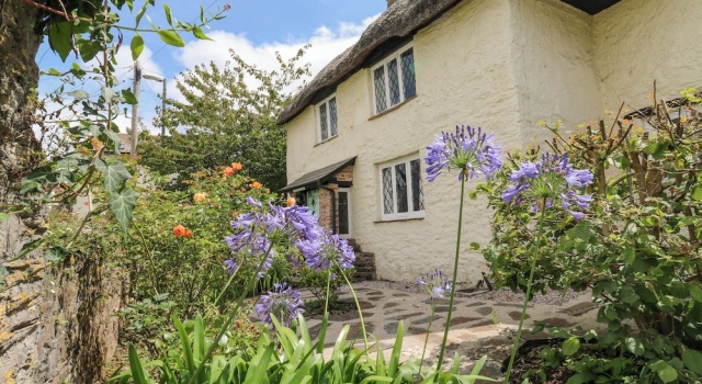Коттедж Hearthstone East Cottage