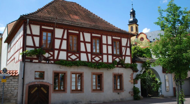 Landhotel St. Gereon, Забронировать Отель Nackenheim земля Гессен