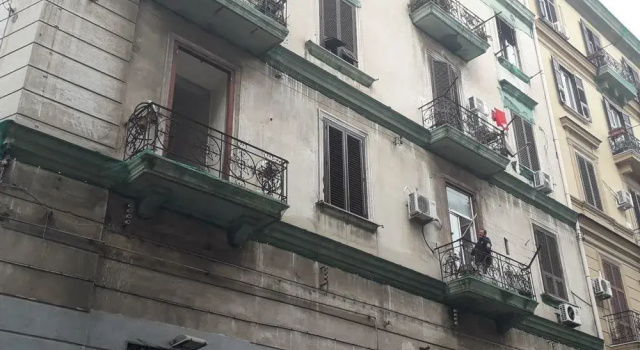 B&B Da Ary colorful rooms, Забронировать Отель Неаполь - Центральный вокзал Неаполь, рядом с Дуомо