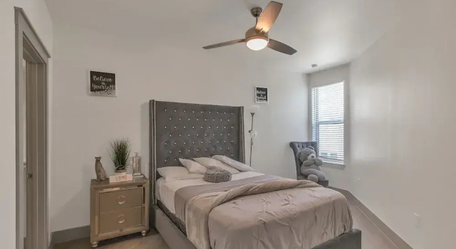 Location! Location! Cozy & Luxe 1 Bedroom Apts by Redawning, Забронировать Отель Эддисон Dallas - Fort Worth Metropolitan Area