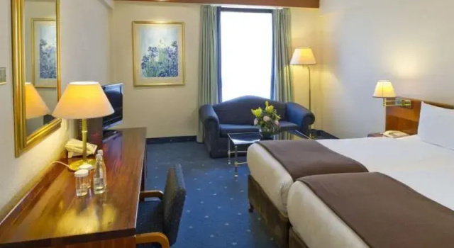 Двухместный номер Standard Clarion Collection Croydon Park Hotel