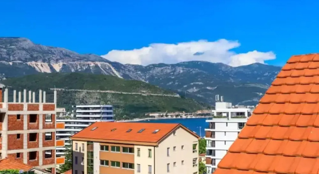 Relaxing Apartment on Budva Coastline