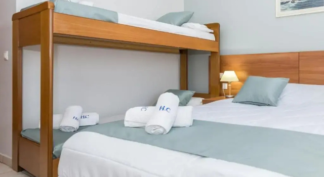 Четырёхместный номер Standard с видом на сад Contessa Hotel