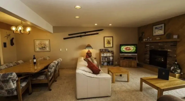 Snowdance Condominiums 2 Bedroom Apartment by Key to the Rockies