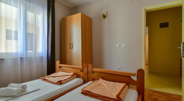 Апартаменты с 2 комнатами Apartments Srzentic