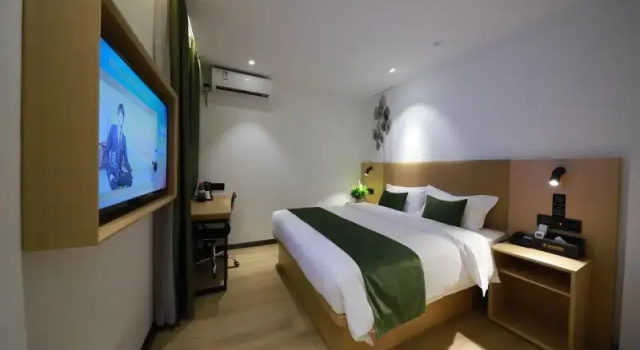 Green Tree Inn Guangxi Wuzhou Xinxing Second Road, Забронировать Отель Учжоу 
