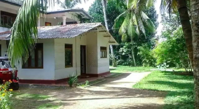 Yoho Pahalagawatta Homestay, Забронировать Отель Хинатигала Джанкшен Южная провинция