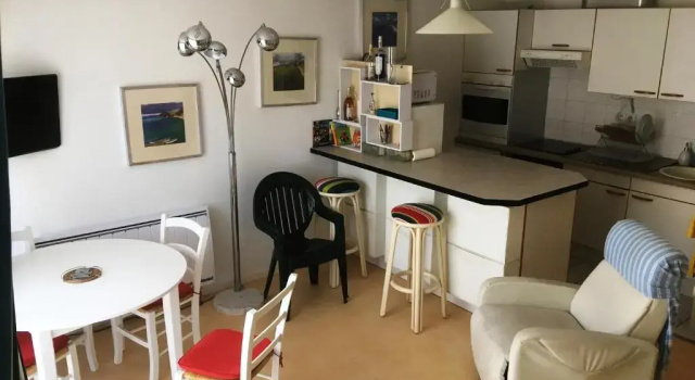 Апартаменты Duplex T4 idéalement situé entre la place du marché et le bord de mer