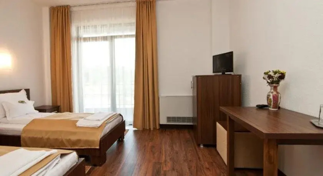 Hotel Hyperion, Забронировать Отель Отели Бэйле-Феликс с парковкой, Парковка