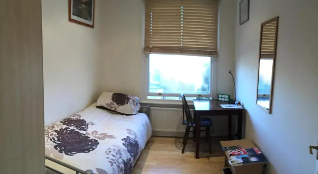 Номер Standard Beresford Road London Rooms