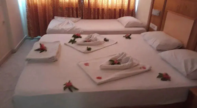 Side Center Hotel