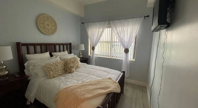Uhost AI 2BR Condo Scenic Mountain Retreat