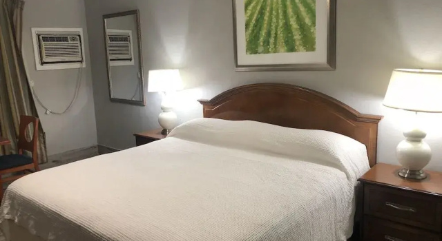 Bay Breeze Inn Bradenton Downtown, Забронировать Отель Брейдентон Sarasota Area