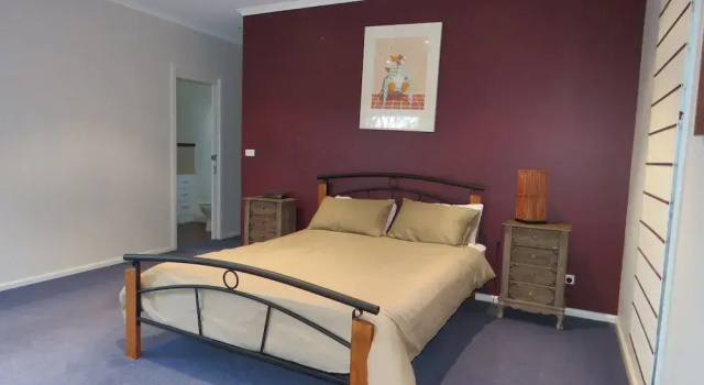Коттедж Central Holiday House at 29 Church in Cowes