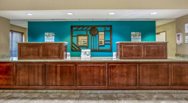 La Quinta Inn & Suites by Wyndham PCB Pier Park area