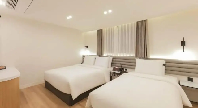Четырёхместный номер Deluxe H-Avenue Hotel Haeundae