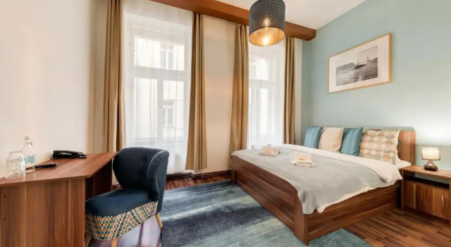 Standardní Dvoulůžkový s manželskou postelí pokoj Hotel Koruna