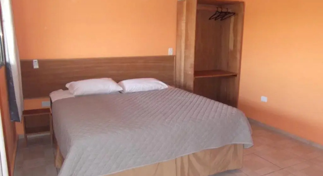 Hotel Pousada Unaí em Boituva, Забронировать Отель Отели Сан-Паулу с бассейном, Бассейн