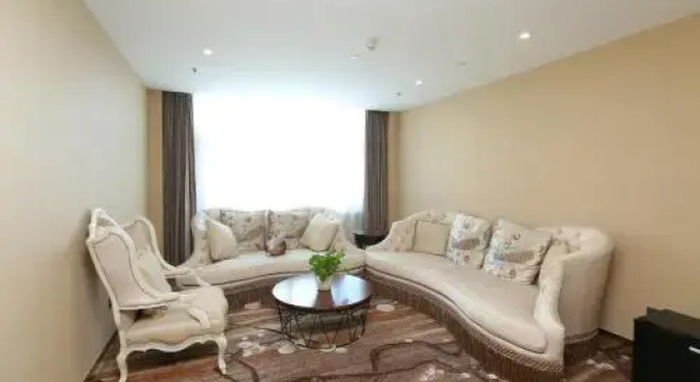 Ulanhot Mengjia Grand Hotel, Забронировать Отель Отели Улан-Хото с парковкой, Парковка