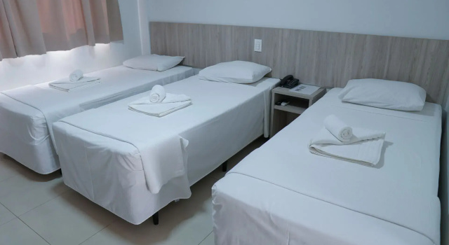 Oiti Hotel - Gurupi, Забронировать Отель Отели Tocantins с бассейном, Бассейн