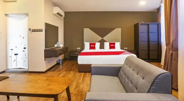 OYO 90474 Skycity Motel, Забронировать Мотель Кланг Селангор