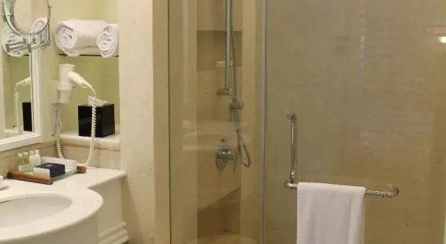 Двухместный клубный номер Deluxe Royale Chulan Damansara