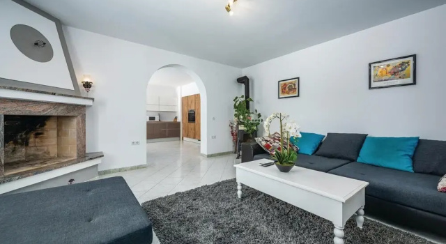 Nice Home in Vabriga with Outdoor Swimming Pool, Hot Tub & Outdoor Swimming Pool, Забронировать Отель Вабрига Poreč Riviera