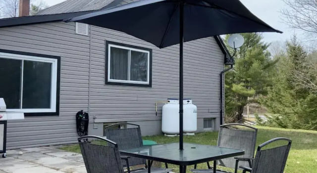 Коттедж с 4 комнатами Dream vacation cottage for all seasons 4 bdr/2bath