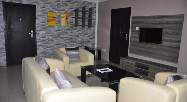 Апартаменты Classic Beni Apartment And Suites