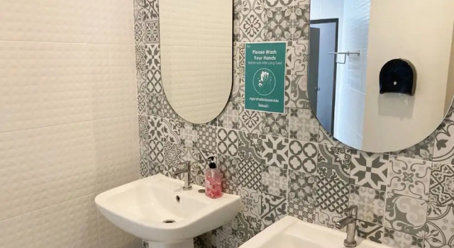 Кровать в общем номере с 4 комнатами iRest Ao Nang Hostel
