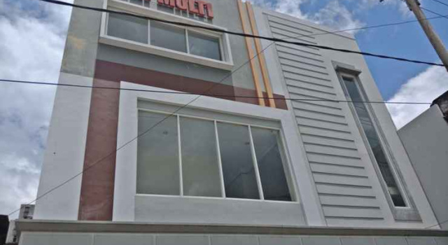 Hotel Tri Multi, Prenota Hotel Pangkajene 