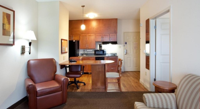 Двухместный номер Standard c 1 комнатой Candlewood Suites New Iberia by IHG