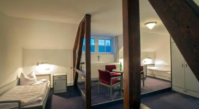 Bischof-Benno-Haus, Забронировать Отель Шмохтиц Upper Lusatia