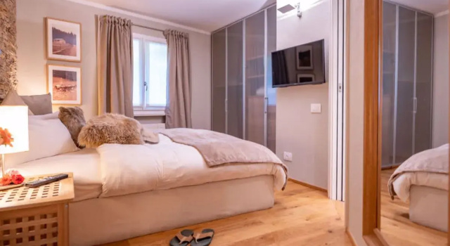 Chesa Polaschin 4 - Silvaplana, Book Hotel Upper Engadin hoteller med parkering, Parkering
