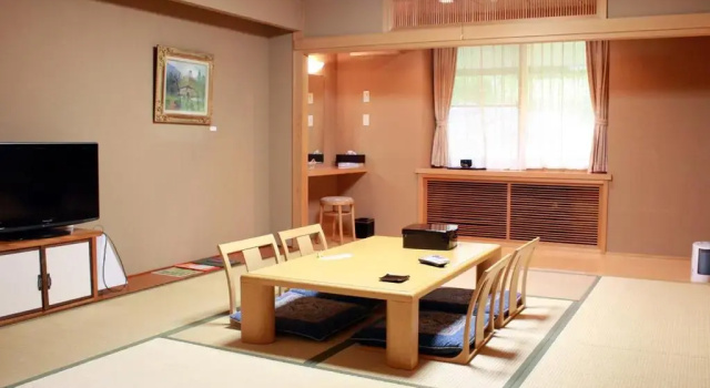 Megahira Onsen Quelle Yoshiwa, Забронировать Отель Акиота Хиросима